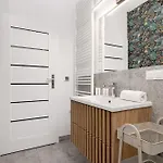 Stylish With Parking Near Spodek Arena By Renters