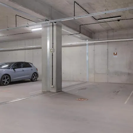 Stylish With Parking Near Spodek Arena By Renters Apartament Katowice