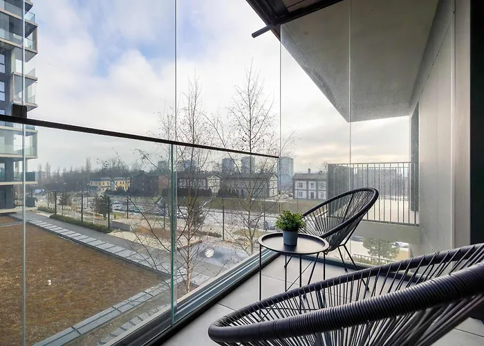 Stylish With Parking Near Spodek Arena By Renters Apartament *