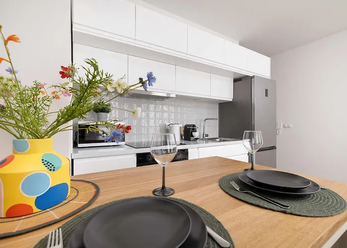 Stylish With Parking Near Spodek Arena By Renters