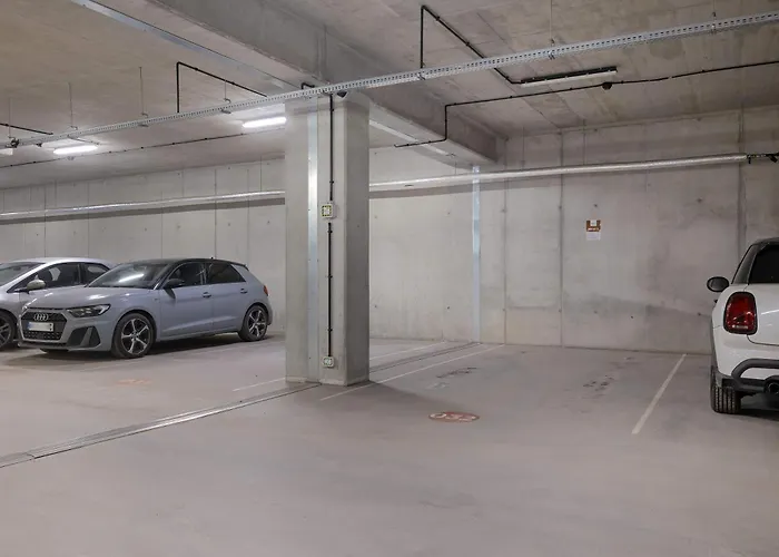 Stylish With Parking Near Spodek Arena By Renters Apartament Katowice